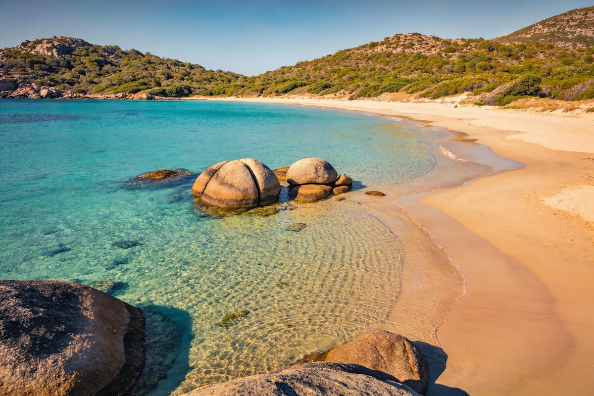 La playa de Santa Giulia