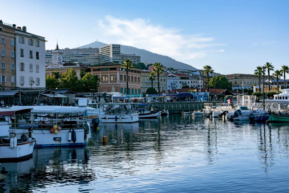 El casco antiguo y el puerto